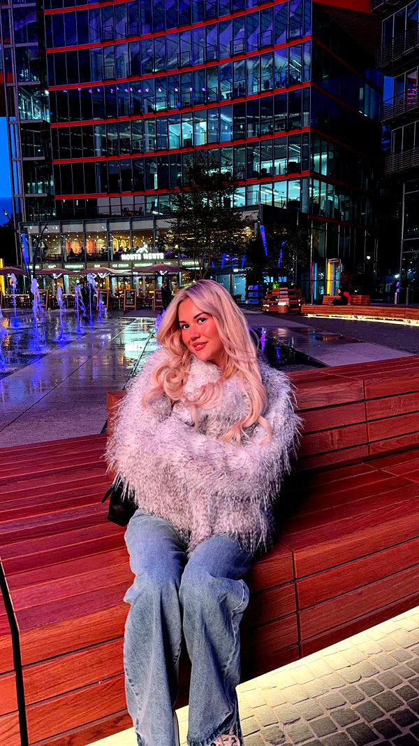 samantrasunny image ~ Altpins