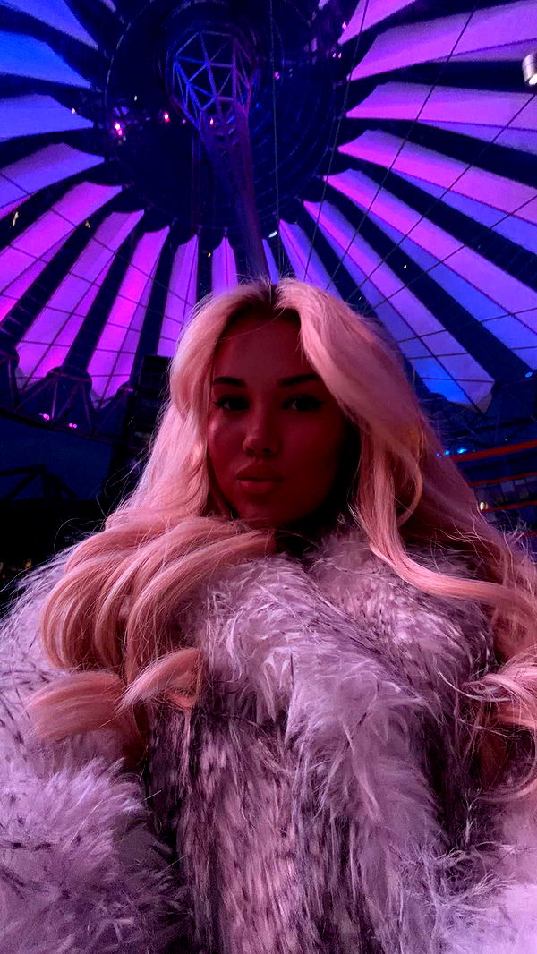 samantrasunny image ~ Altpins