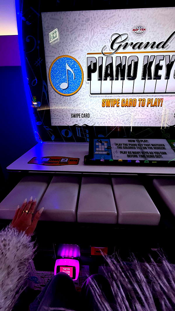 samantrasunny image ~ Altpins