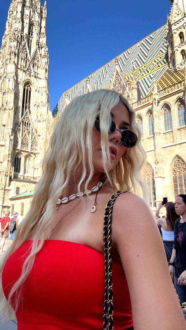 samantrasunny image ~ Altpins