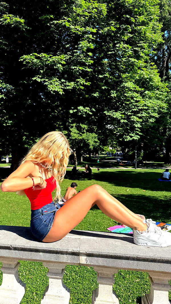 samantrasunny image ~ Altpins