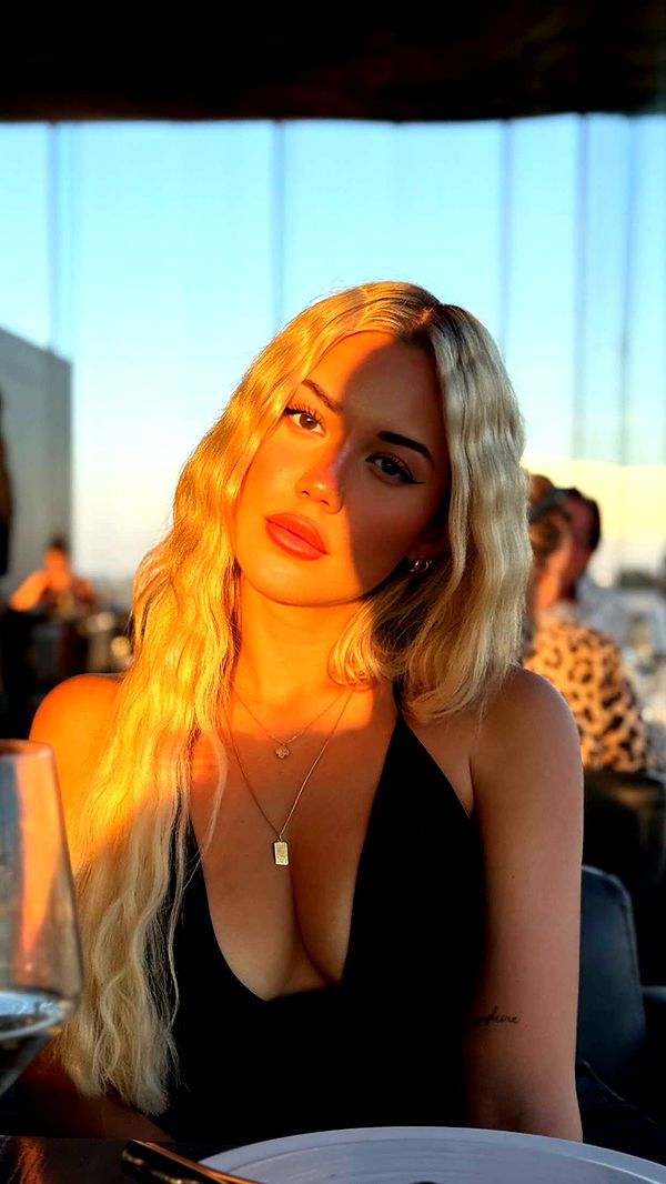 samantrasunny image ~ Altpins