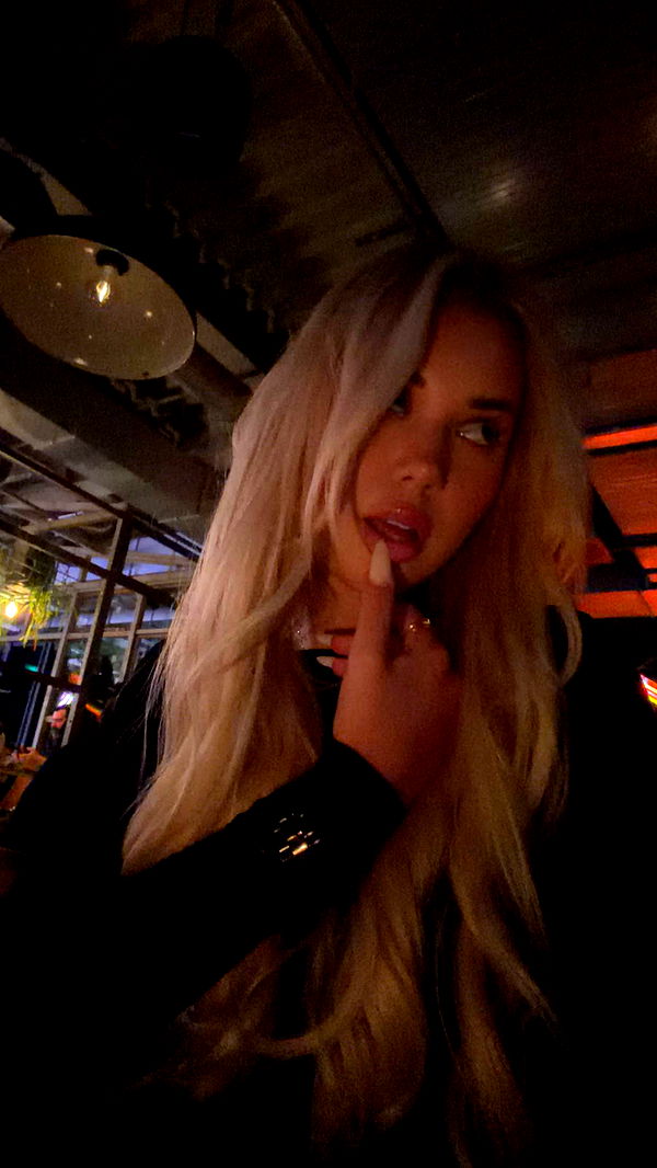 samantrasunny image ~ Altpins