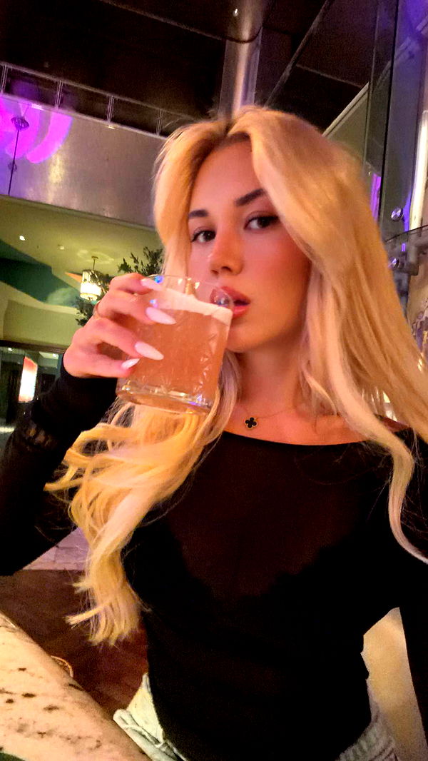 samantrasunny image ~ Altpins