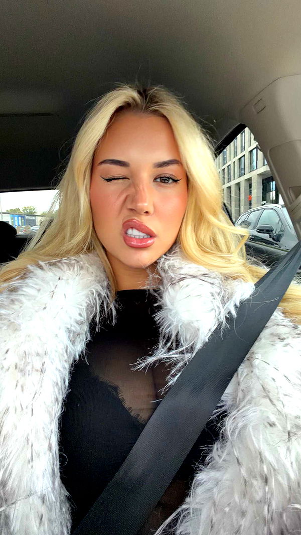 samantrasunny image ~ Altpins