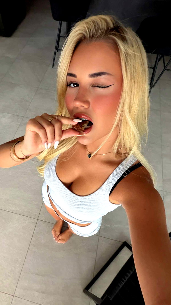 samantrasunny snapchat image archive image