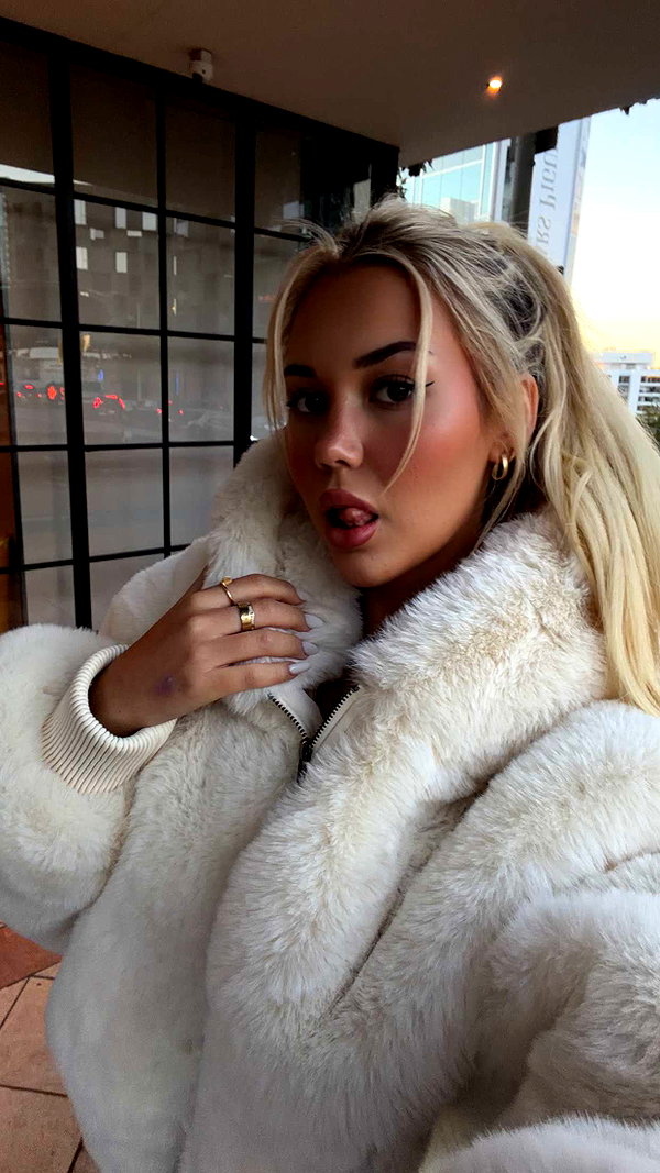 samantrasunny snapchat image archive image
