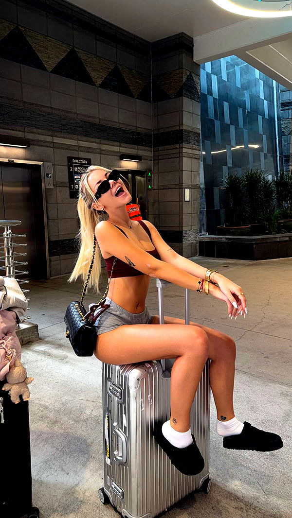 samantrasunny image ~ Altpins