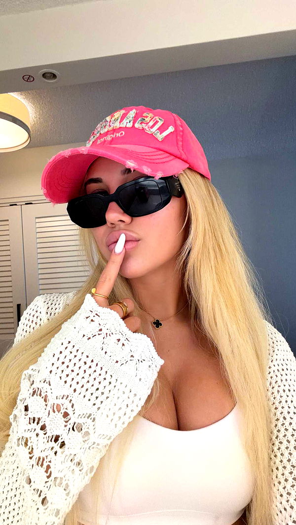 samantrasunny image ~ Altpins