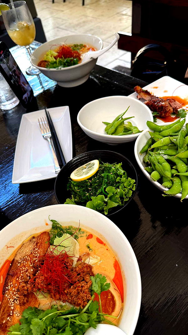 samantrasunny image ~ Altpins