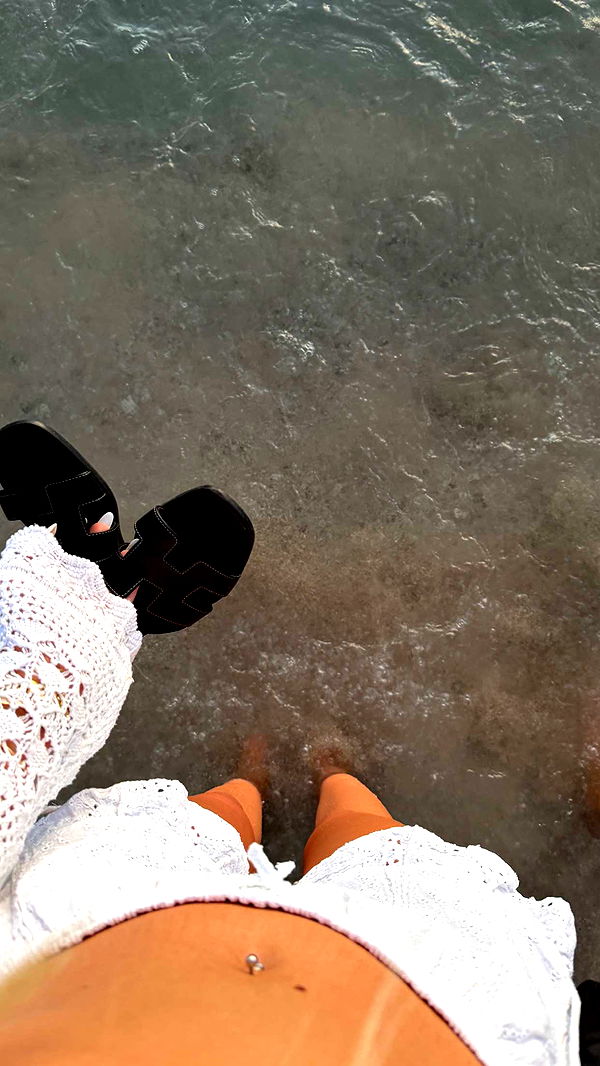 samantrasunny image ~ Altpins