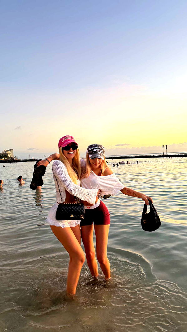 samantrasunny image ~ Altpins