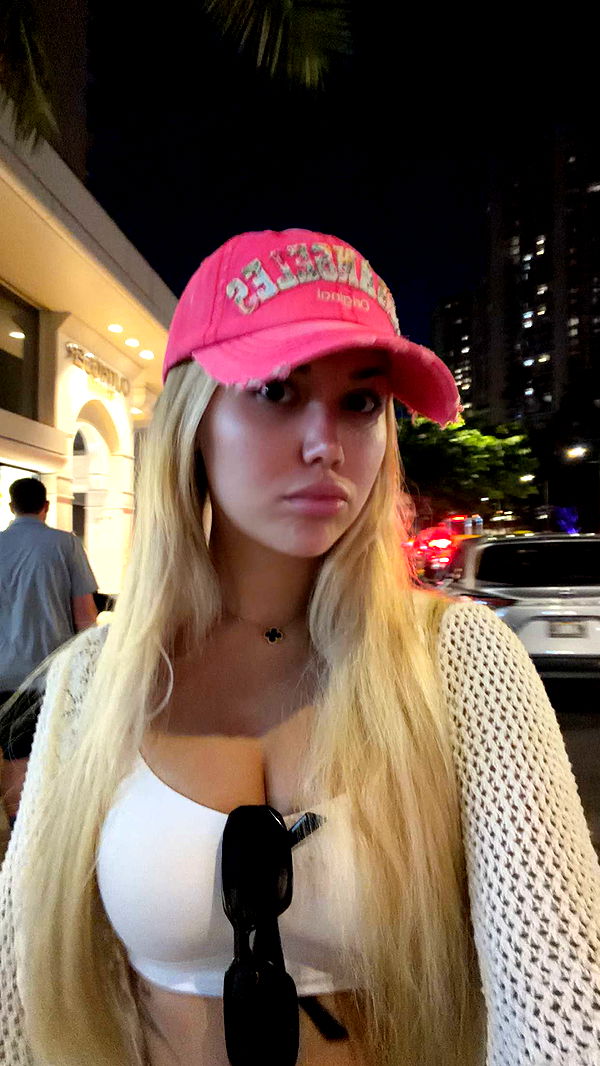 samantrasunny image ~ Altpins