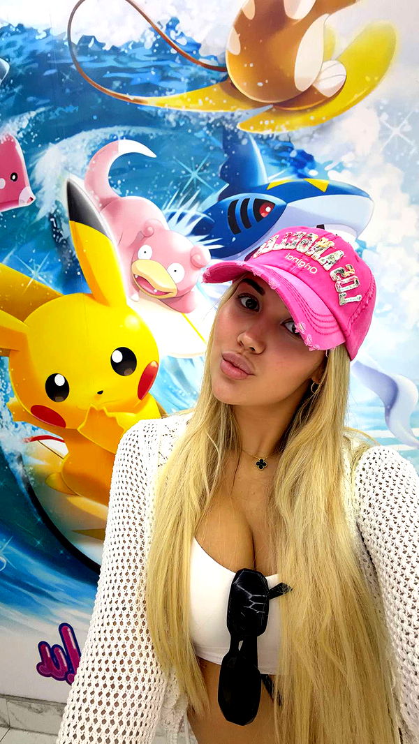 samantrasunny image ~ Altpins