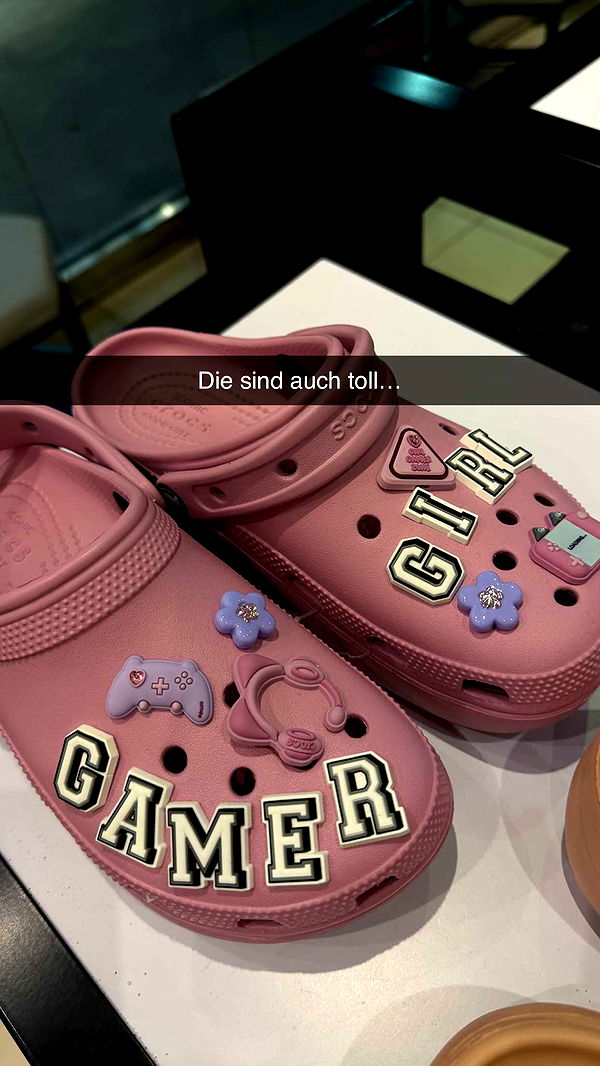 samantrasunny image ~ Altpins