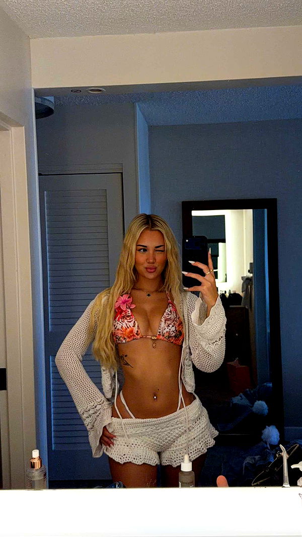 samantrasunny image ~ Altpins