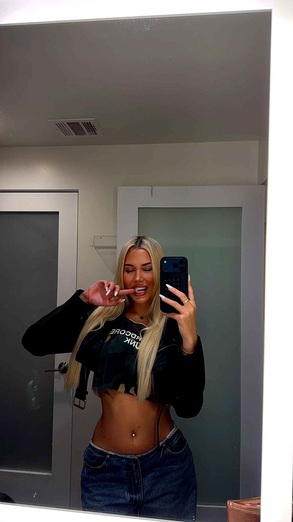 samantrasunny image ~ Altpins