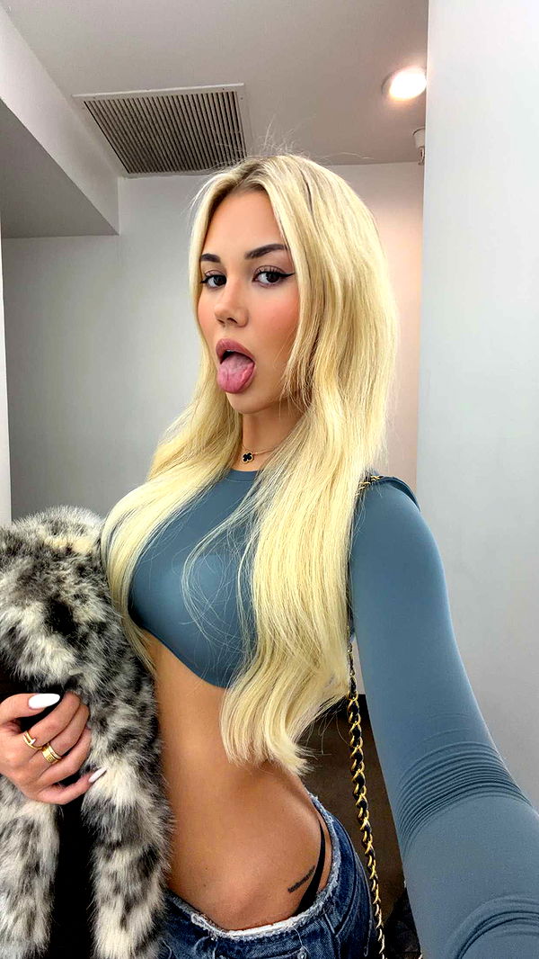 samantrasunny image ~ Altpins