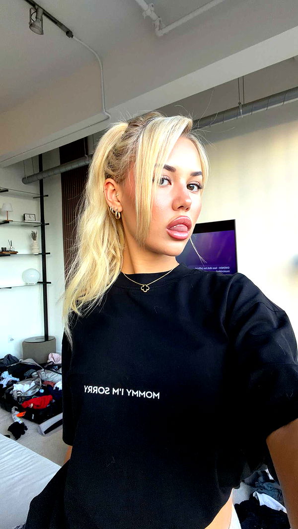 samantrasunny image ~ Altpins