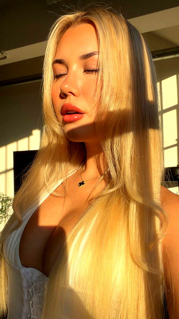 samantrasunny image ~ Altpins