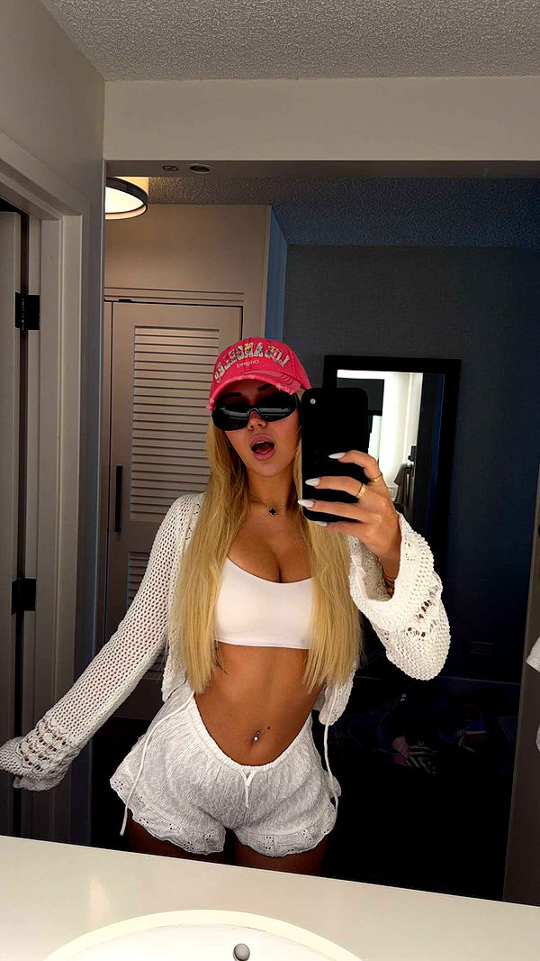 samantrasunny image ~ Altpins