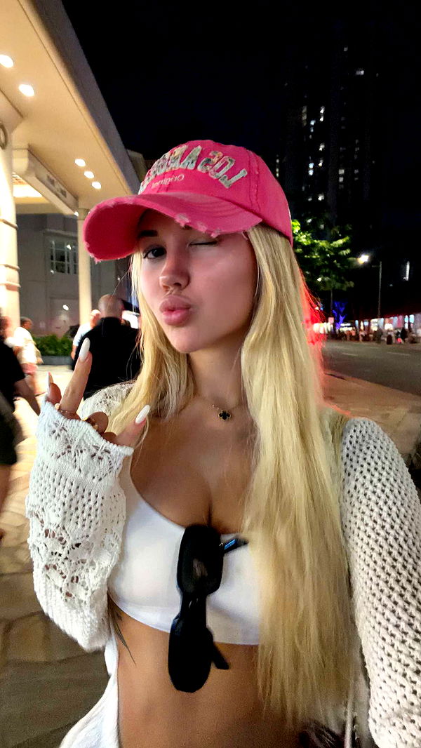 samantrasunny image ~ Altpins