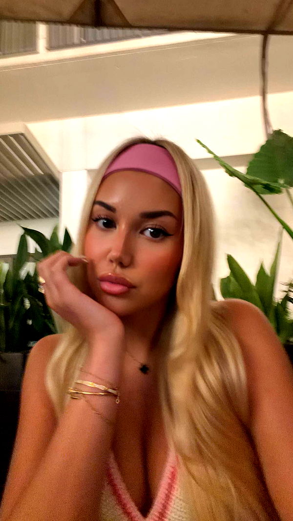 samantrasunny image ~ Altpins