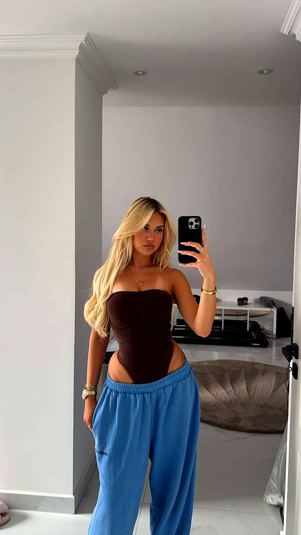 samantrasunny image ~ Altpins