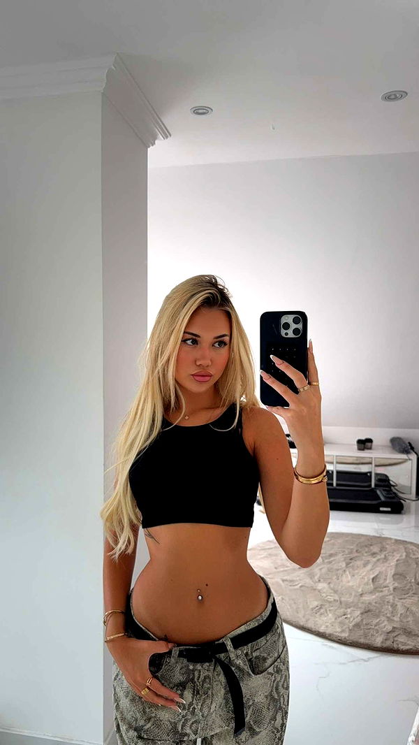 samantrasunny image ~ Altpins