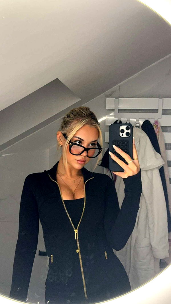 samantrasunny image ~ Altpins