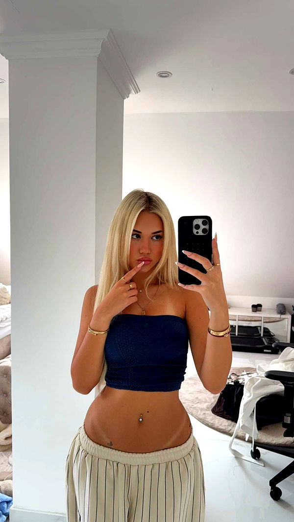 samantrasunny image ~ Altpins