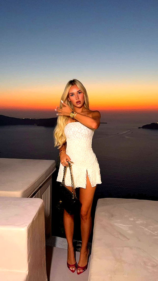 samantrasunny image ~ Altpins