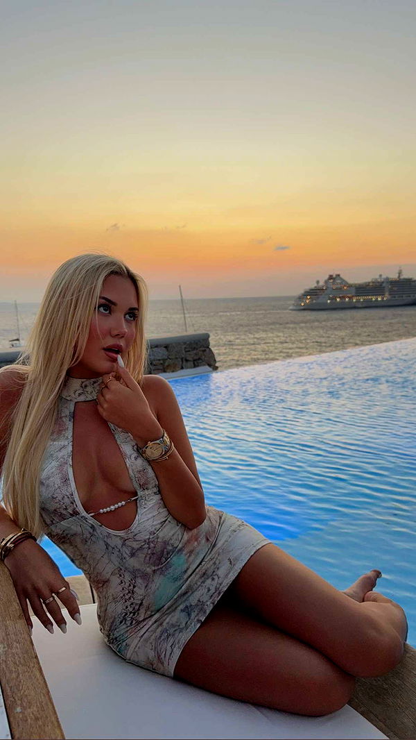 samantrasunny image ~ Altpins