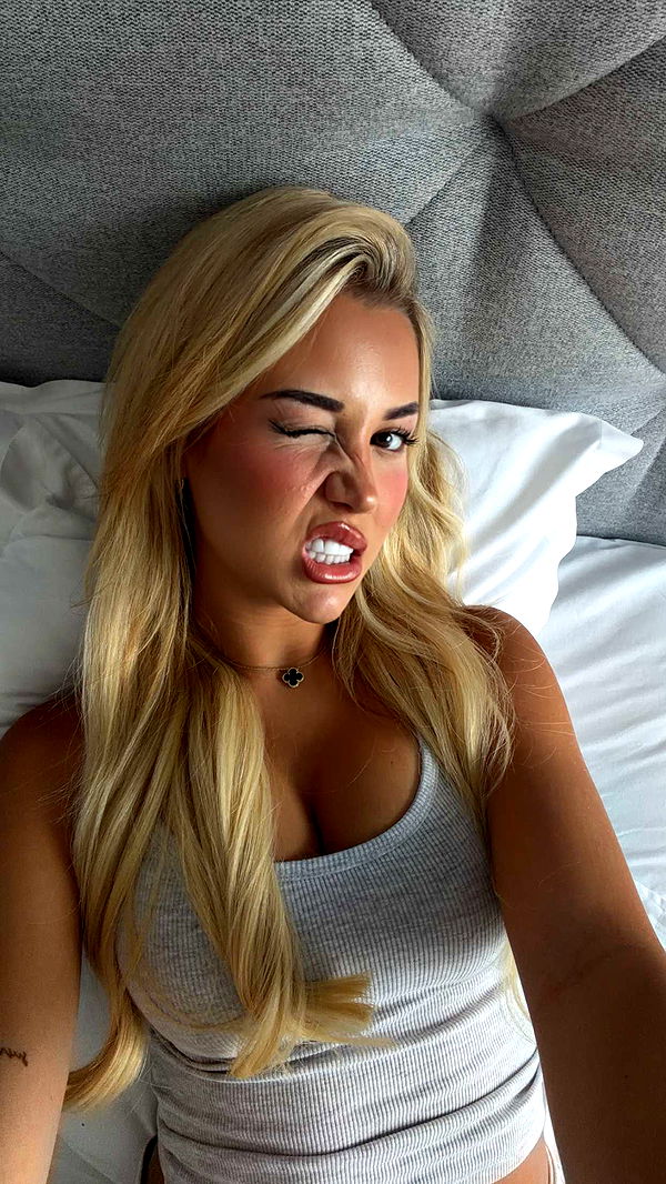 samantrasunny image ~ Altpins