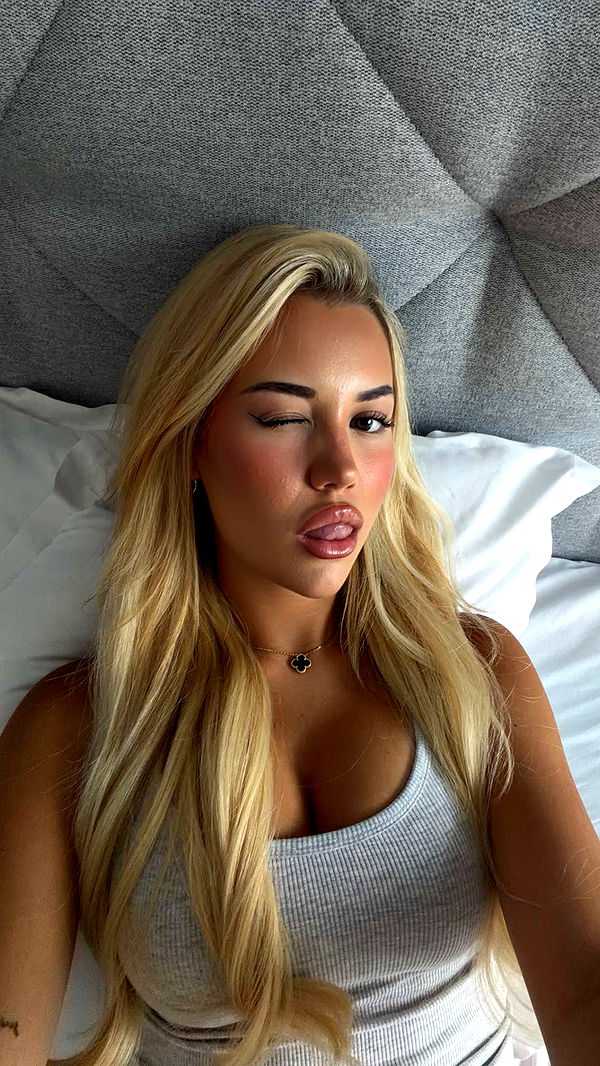 samantrasunny image ~ Altpins