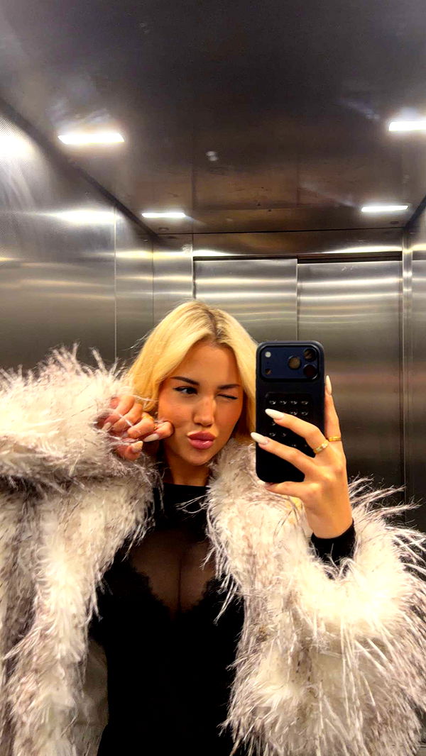 samantrasunny image ~ Altpins