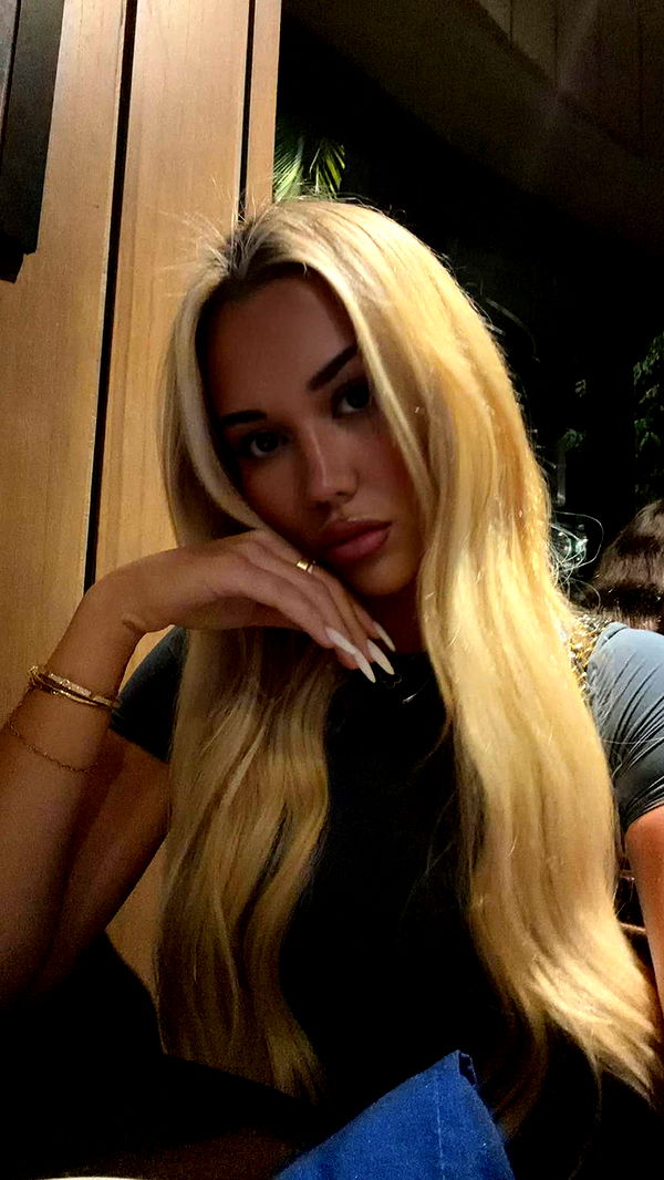 samantrasunny image ~ Altpins