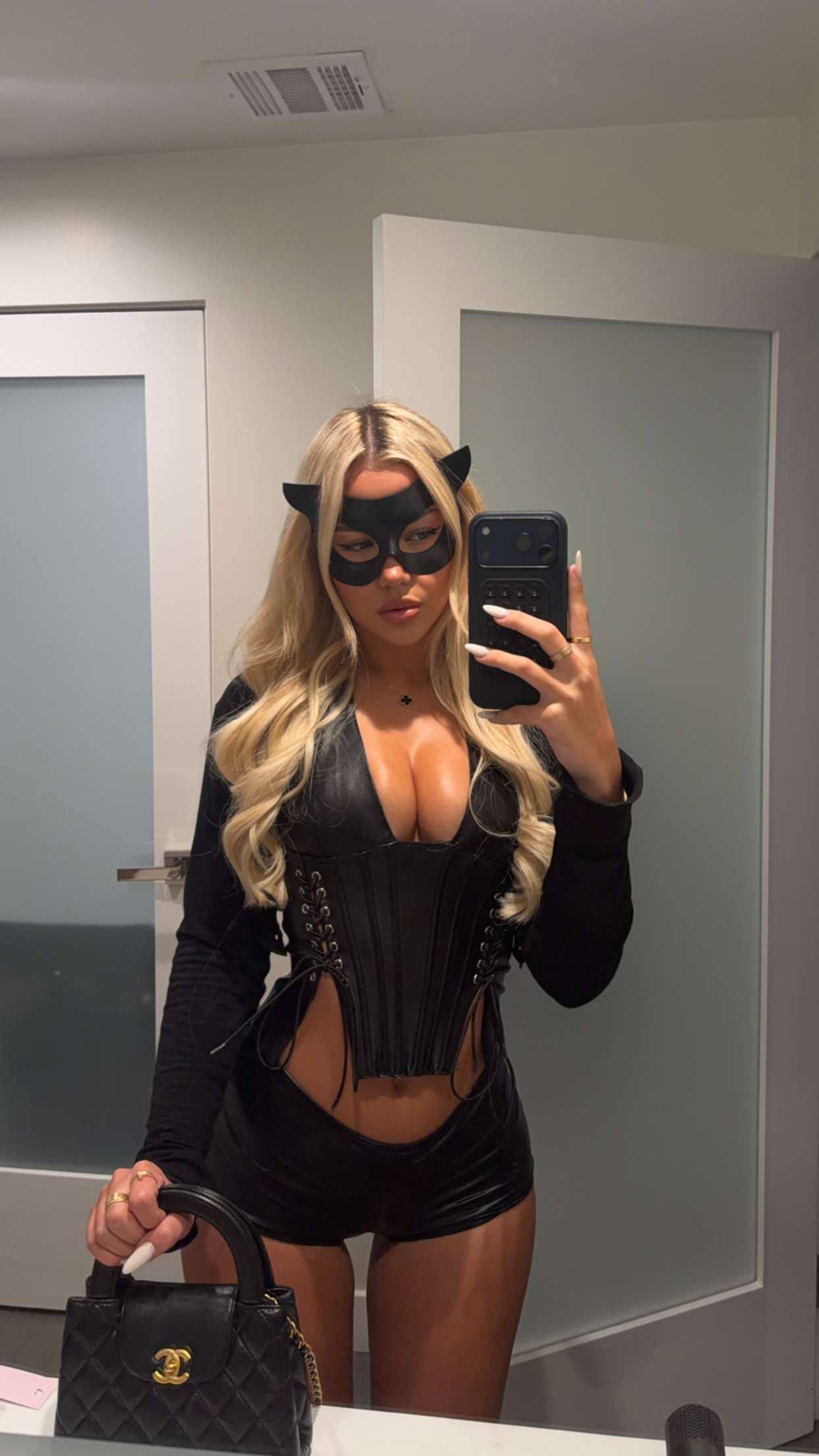 samantrasunny snapchat image archive image