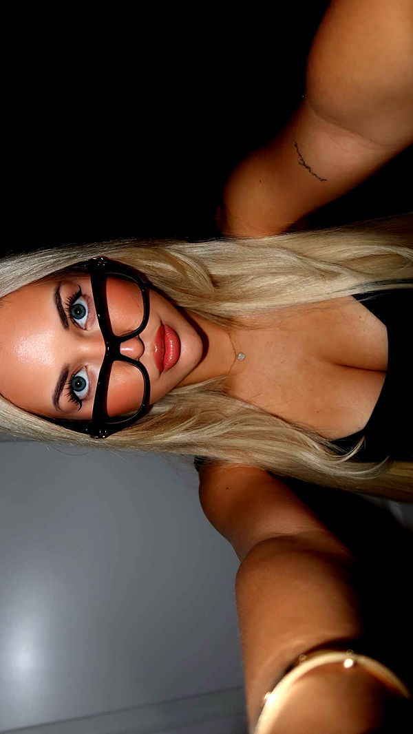 samantrasunny image ~ Altpins