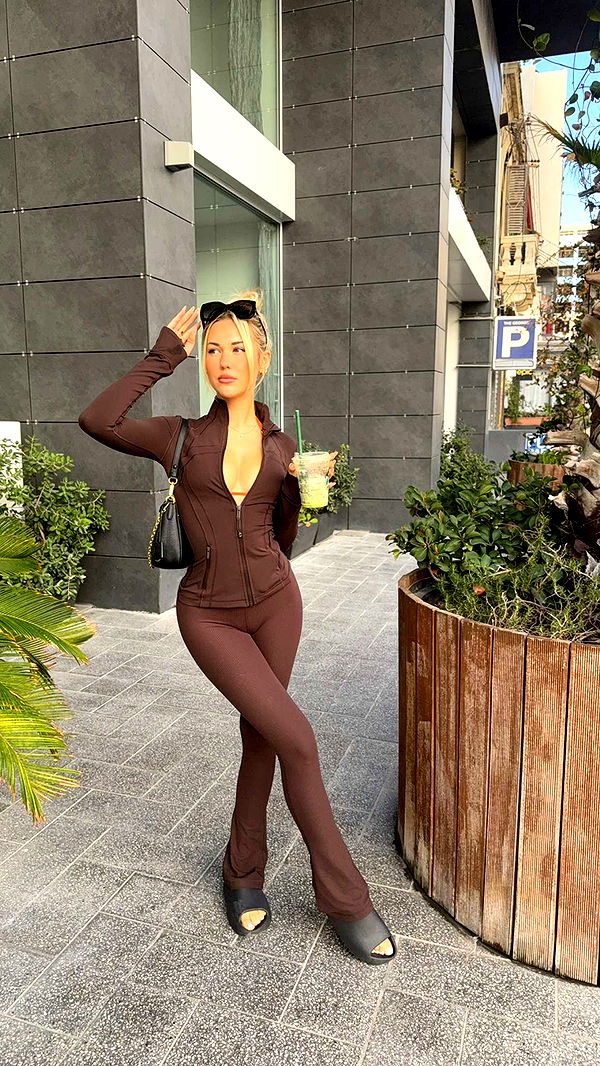 samantrasunny image ~ Altpins