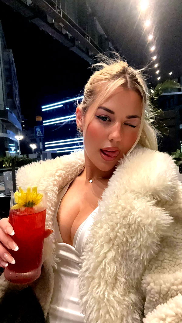 samantrasunny image ~ Altpins