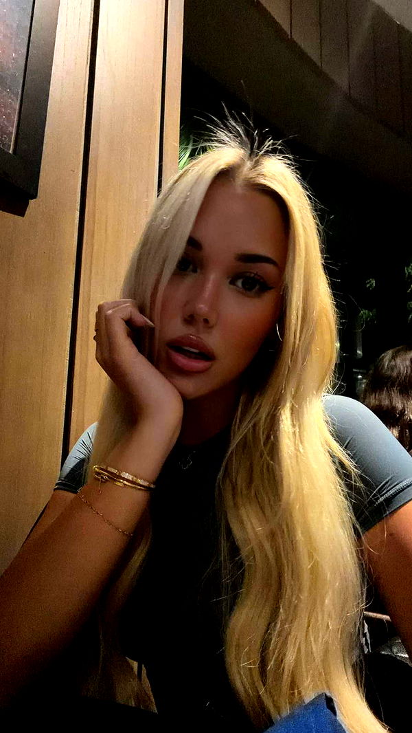 samantrasunny image ~ Altpins