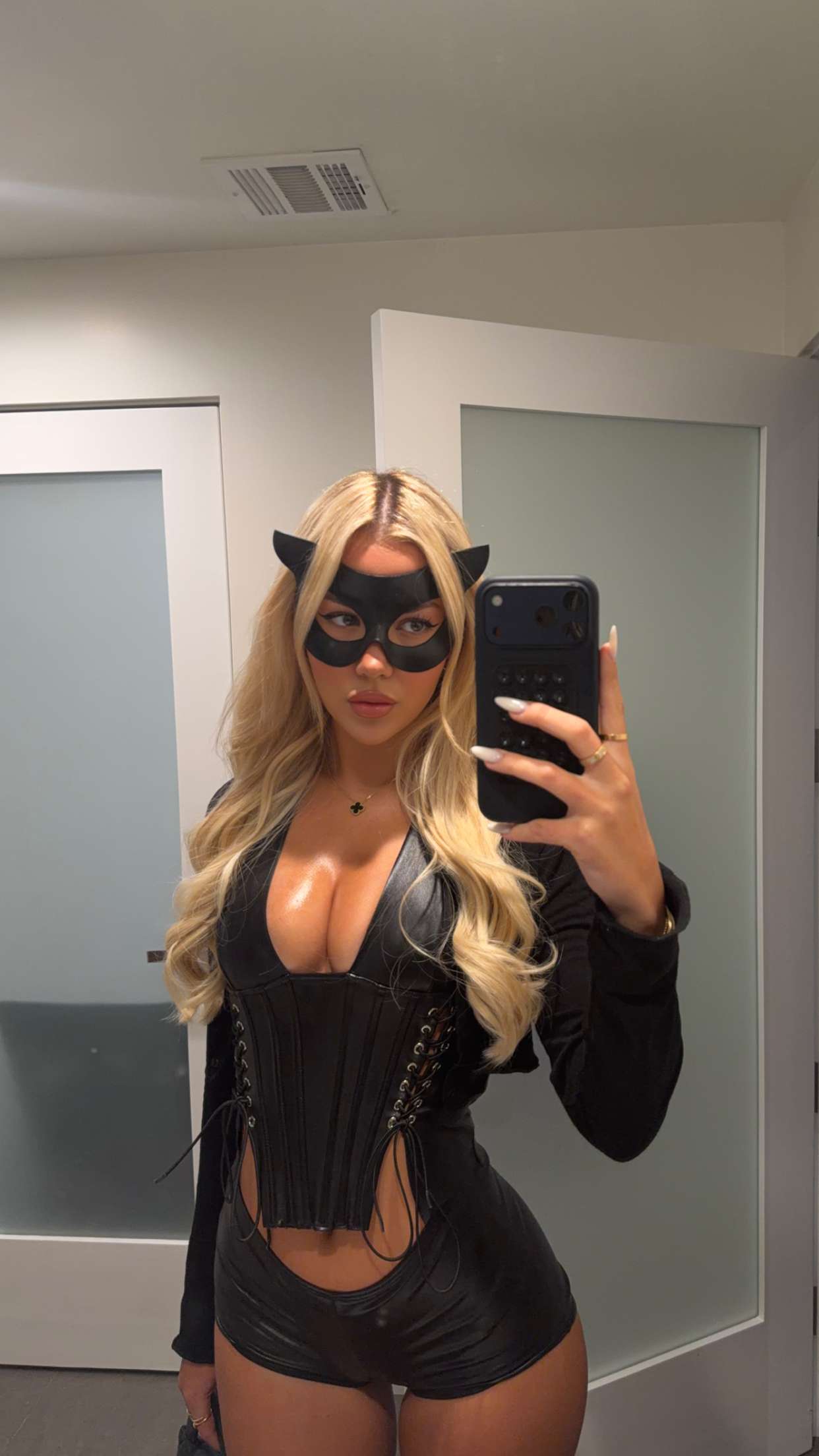 samantrasunny snapchat image archive image