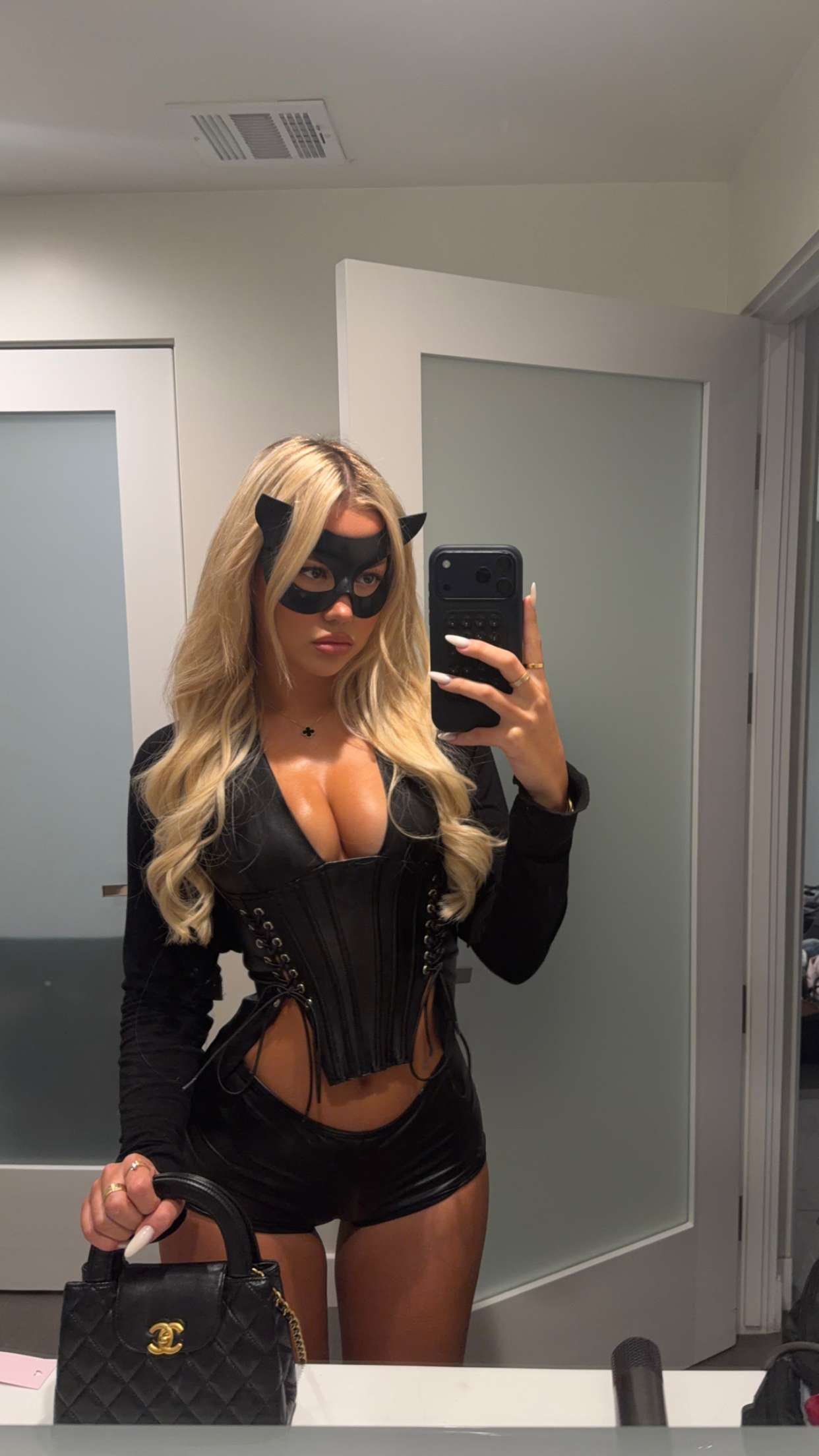 samantrasunny snapchat image archive image