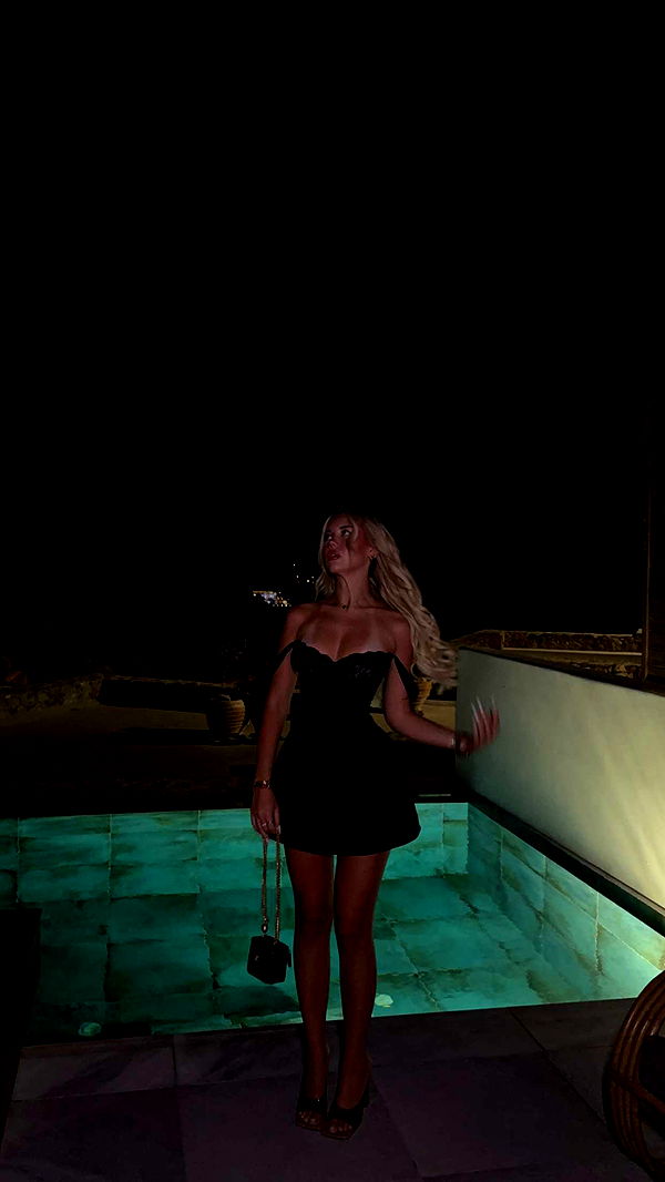 samantrasunny image ~ Altpins