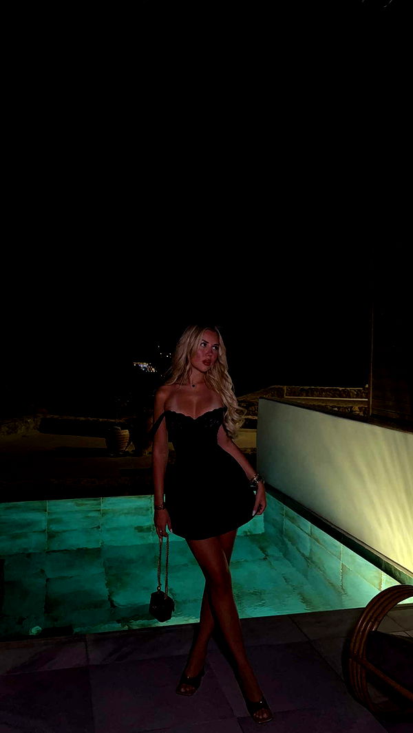 samantrasunny image ~ Altpins