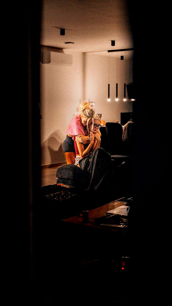 samantrasunny image ~ Altpins