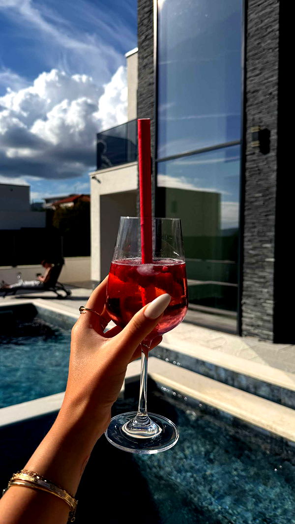 samantrasunny image ~ Altpins