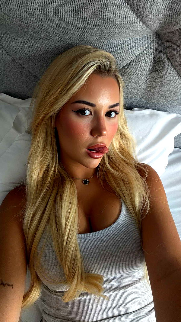 samantrasunny image ~ Altpins