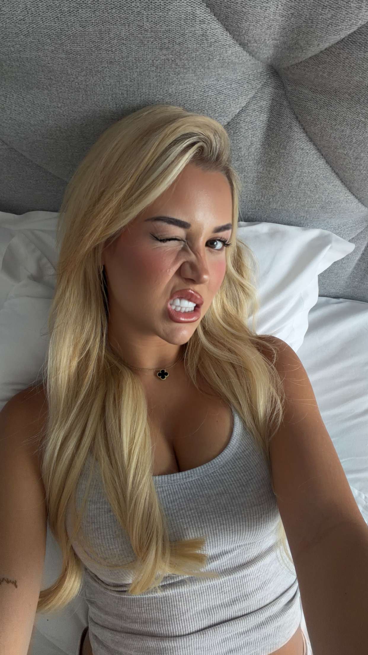 samantrasunny snapchat image archive image